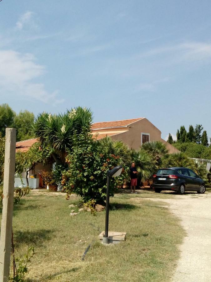Residenza Agrituristica Santa Lucia Con Piscina Apartment อาลเกโร ภายนอก รูปภาพ